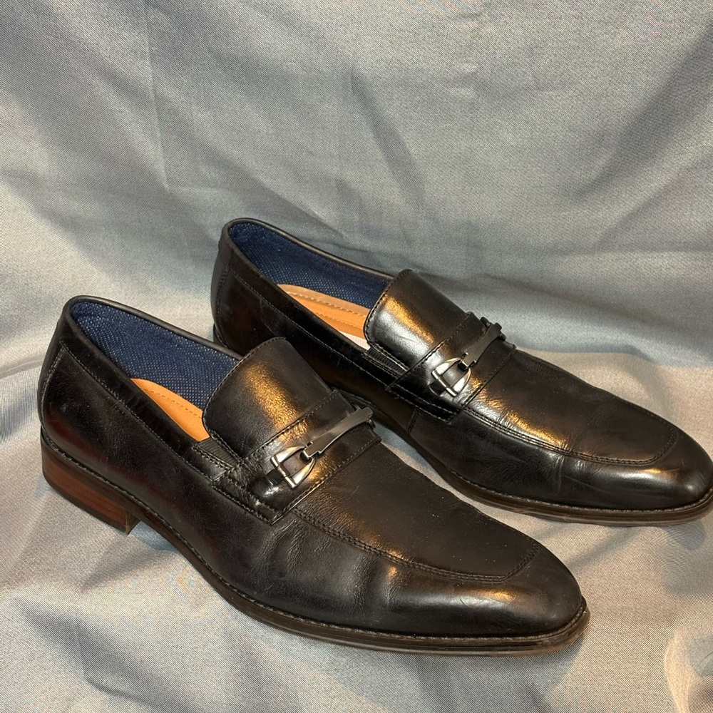 Elegant Black Leather Men's Loafers
